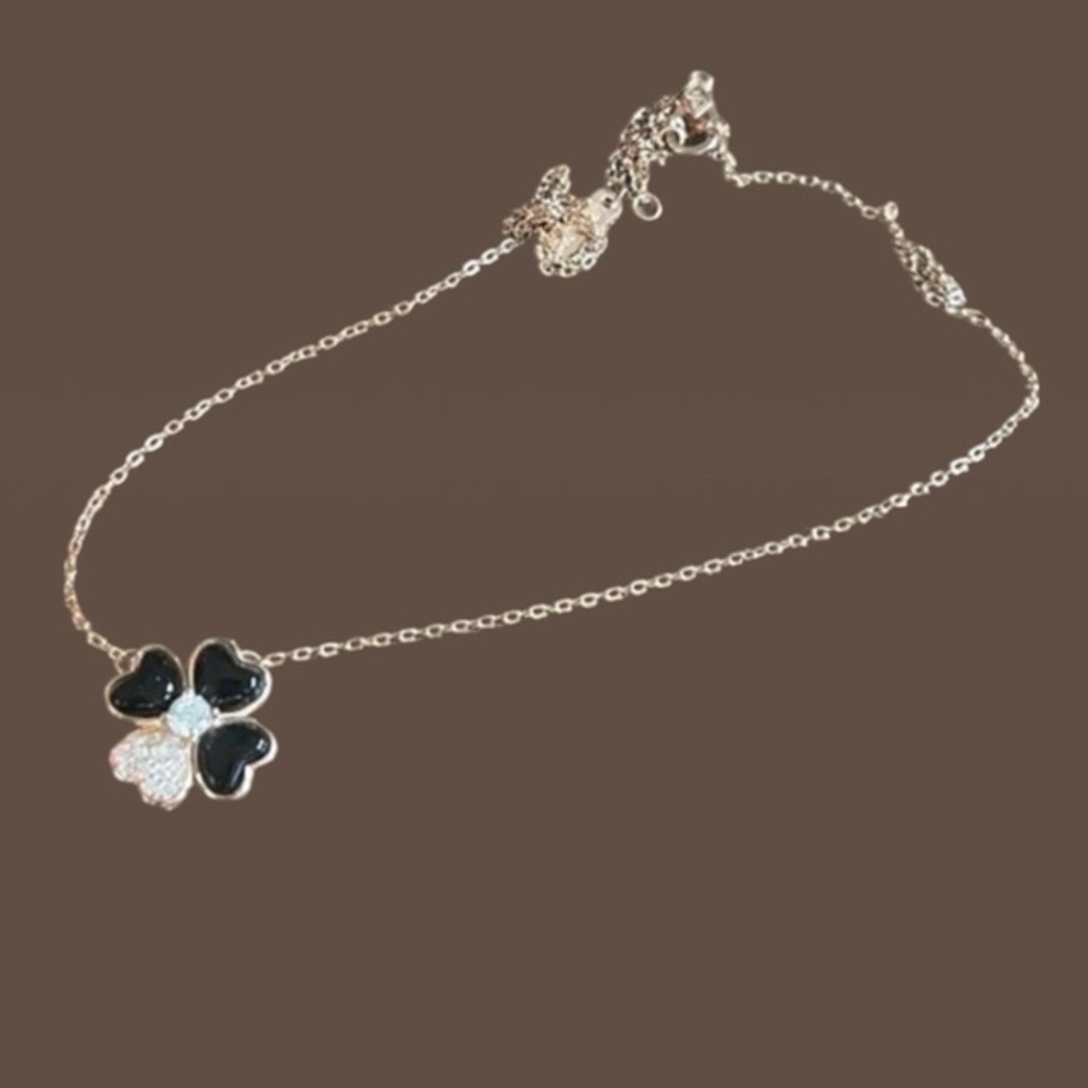 Rose Gold Plated Sterling Silvet CLOVER Heart Flower Necklace